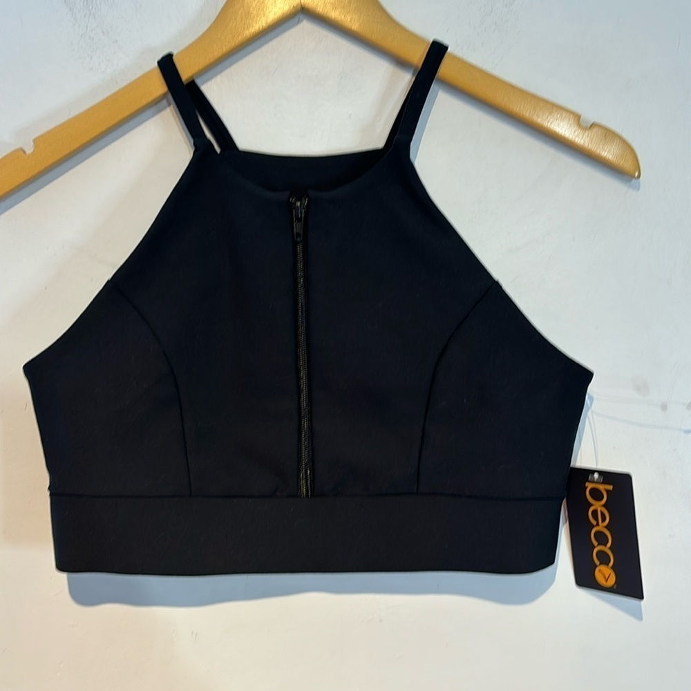 NWT Becco black zip front cropped sports bra top size medium